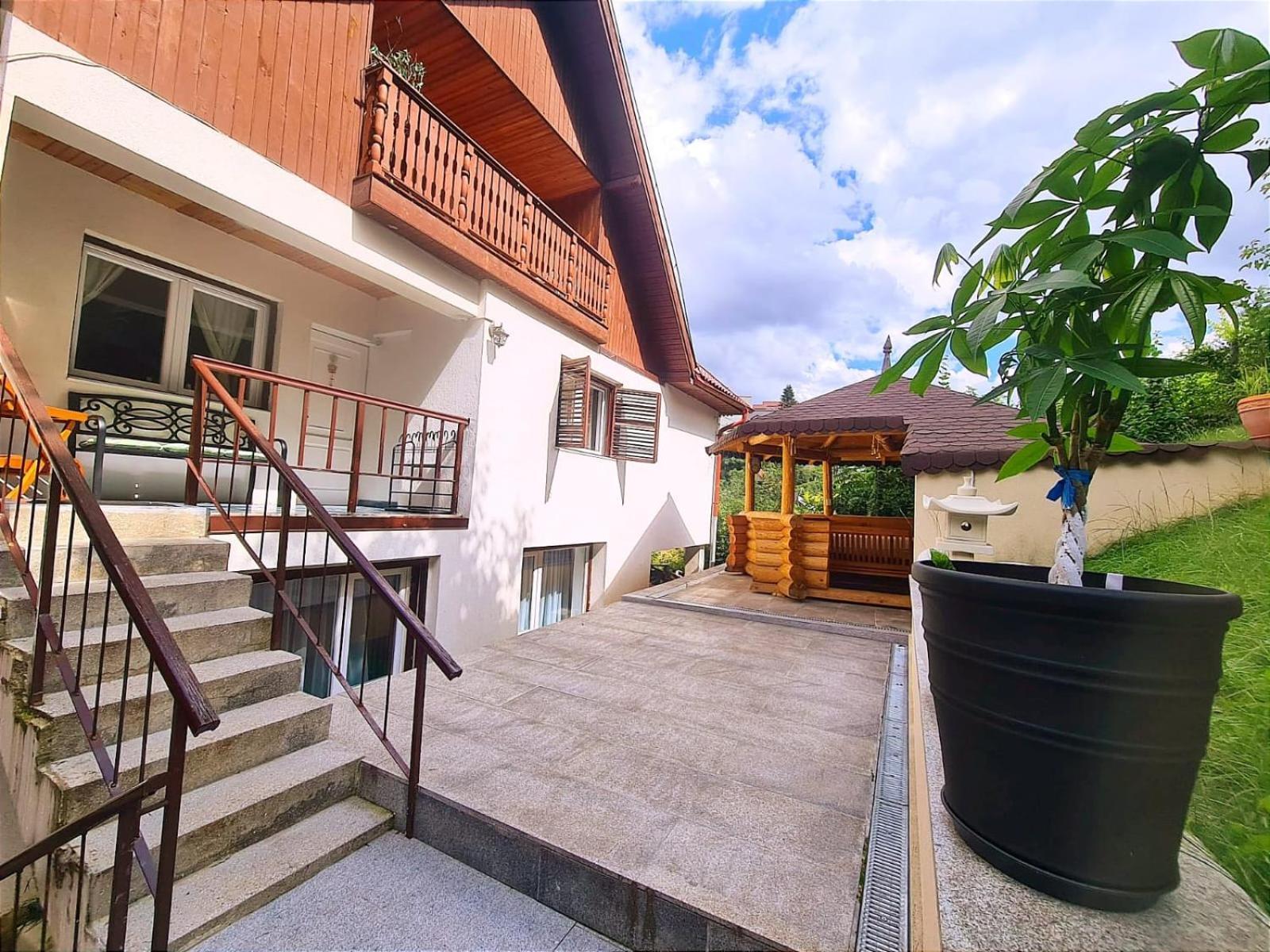 Lelia Residence Apartments Брашов Экстерьер фото